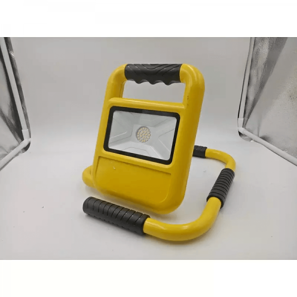 10w flood light car charging USB 12V 10W emerganc IP65 - Image 2