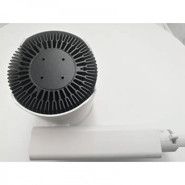 30W Reliable And Cheap 2400lm COB Aluminum non glare LED track light - Image 3