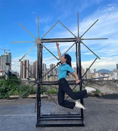 High-Quality 3D Hologram Fan For Events - Image 5