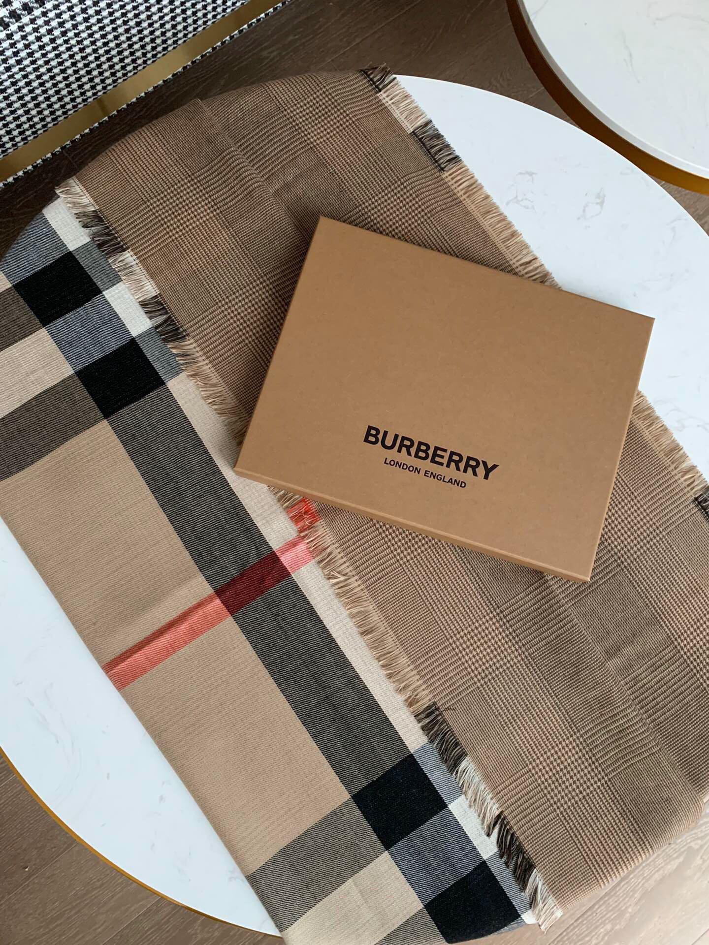 1043-210￥| 28$BURBERRY gallery