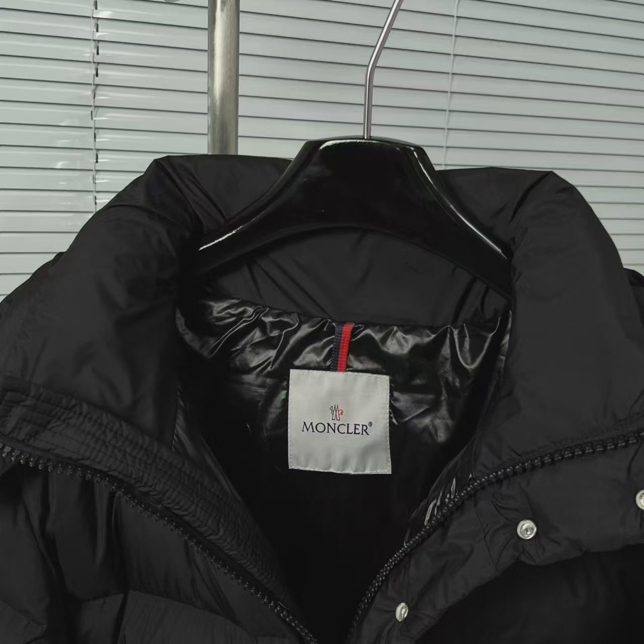 105.84$  MONCLER     4630-M gallery