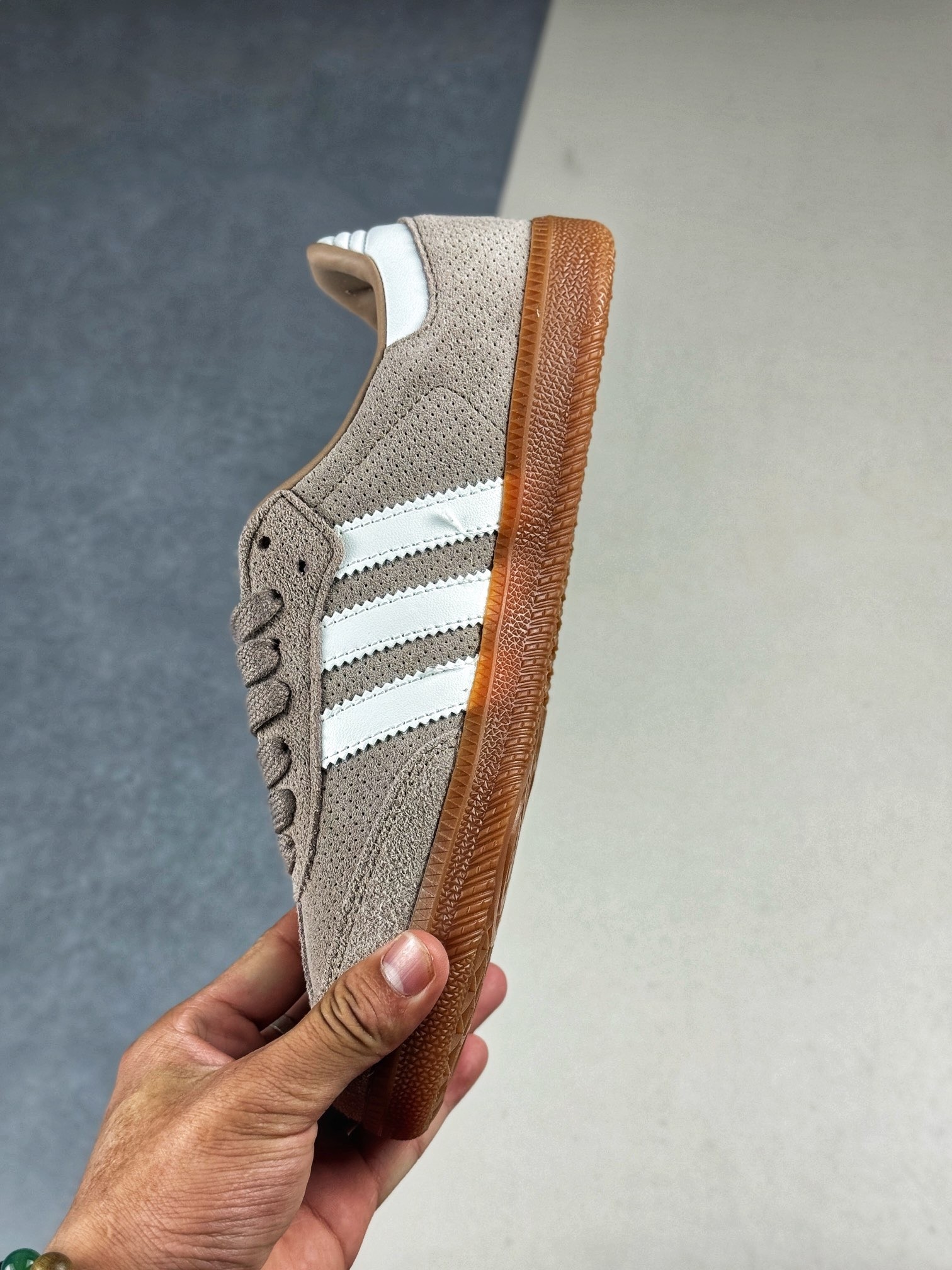 1075-365￥| 49.99$adidas gallery