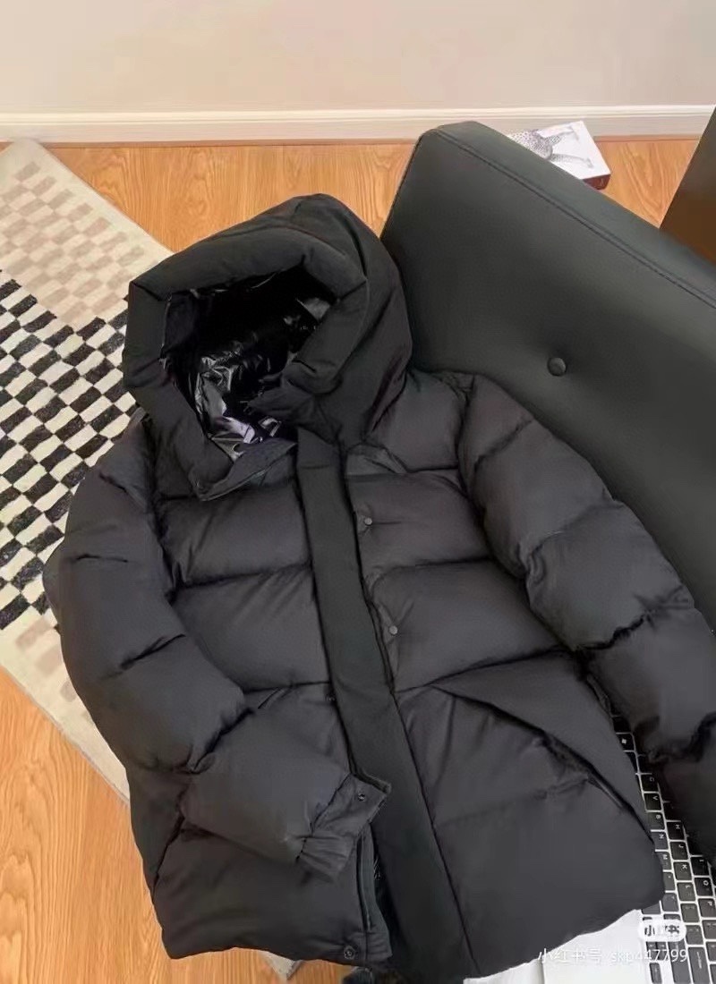 120.79$   MONCLER   4628-M gallery