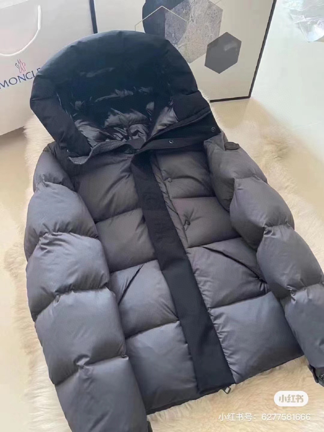 120.79$   MONCLER   4628-M gallery