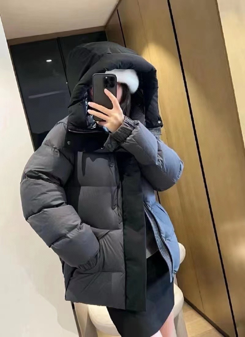 120.79$   MONCLER   4628-M gallery