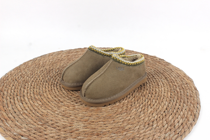 1352-219￥| 30$UGG gallery