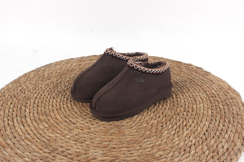 1352-219￥| 30$UGG gallery