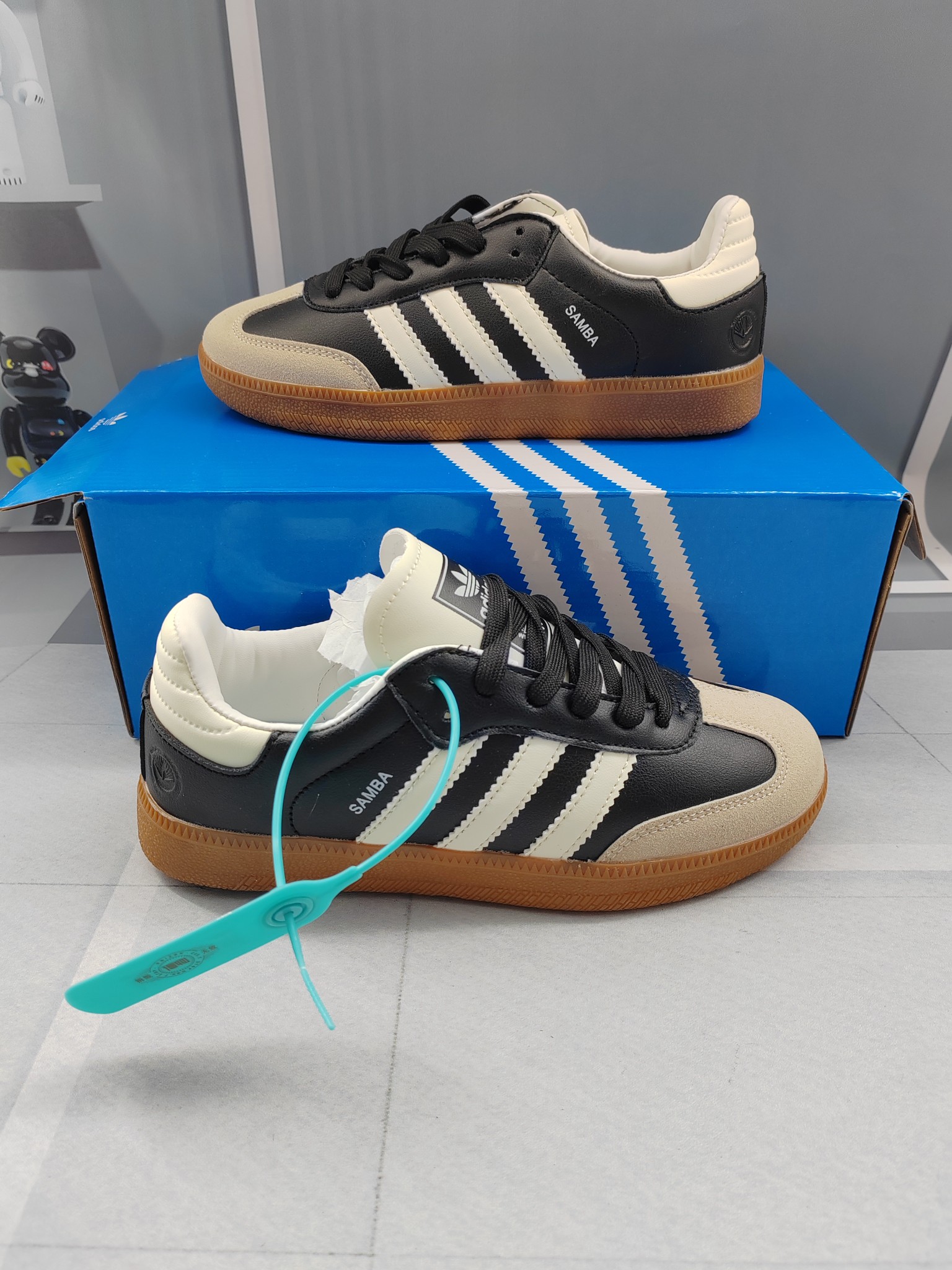 1372-220￥| 27.99$Adidas gallery