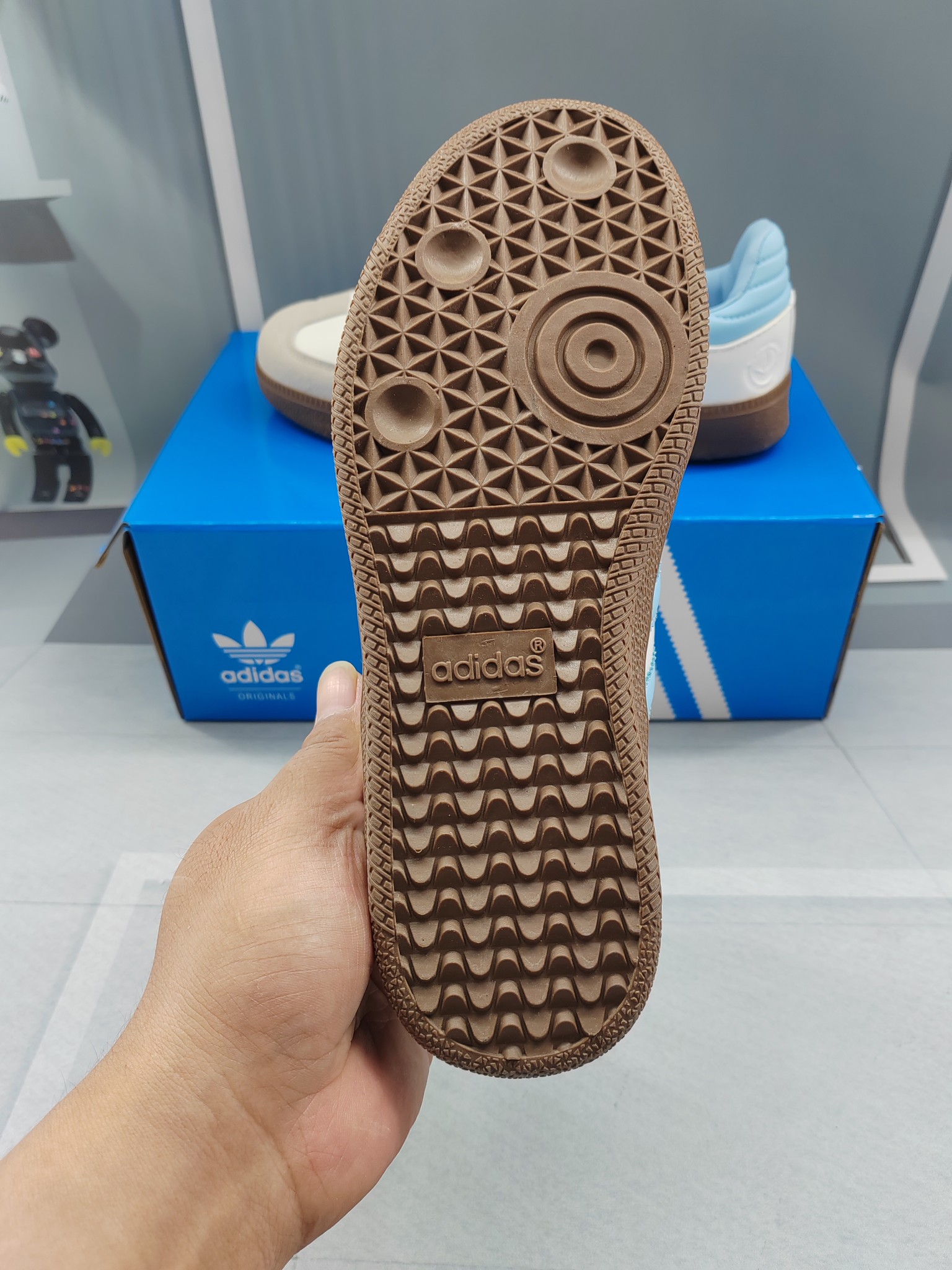 1372-220￥| 27.99$Adidas gallery