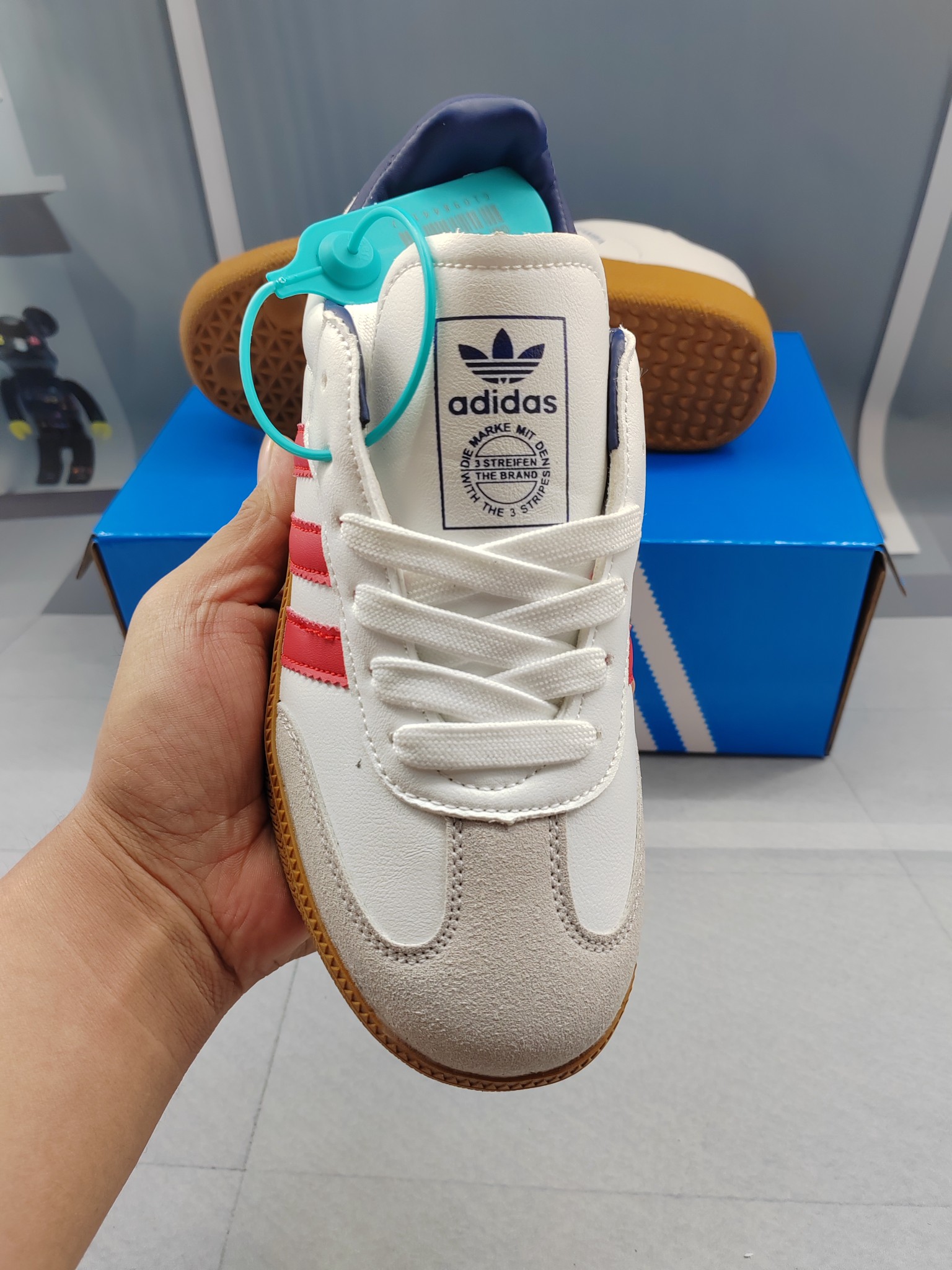 1372-220￥| 27.99$Adidas gallery