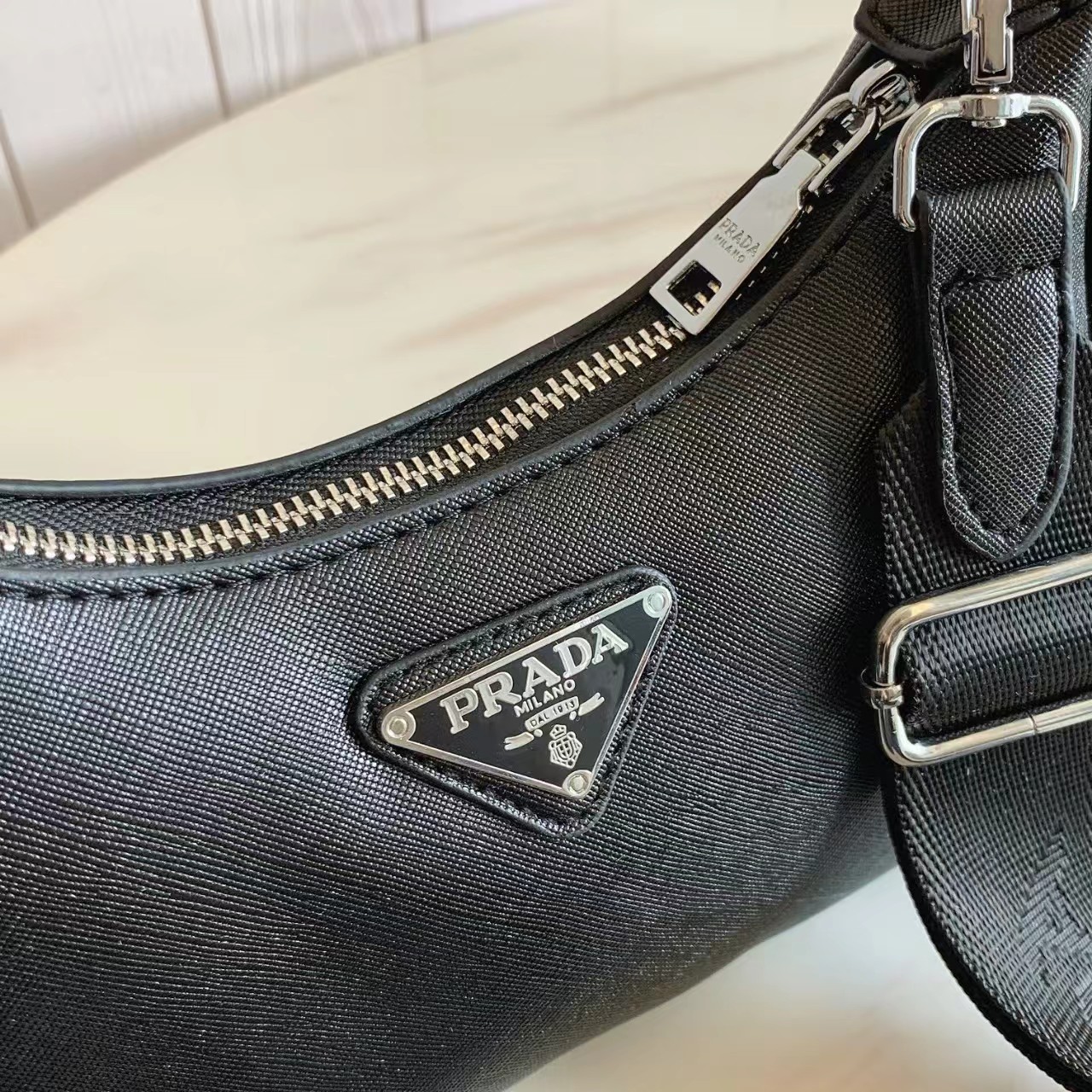 1374-219￥| 30$PRADA gallery