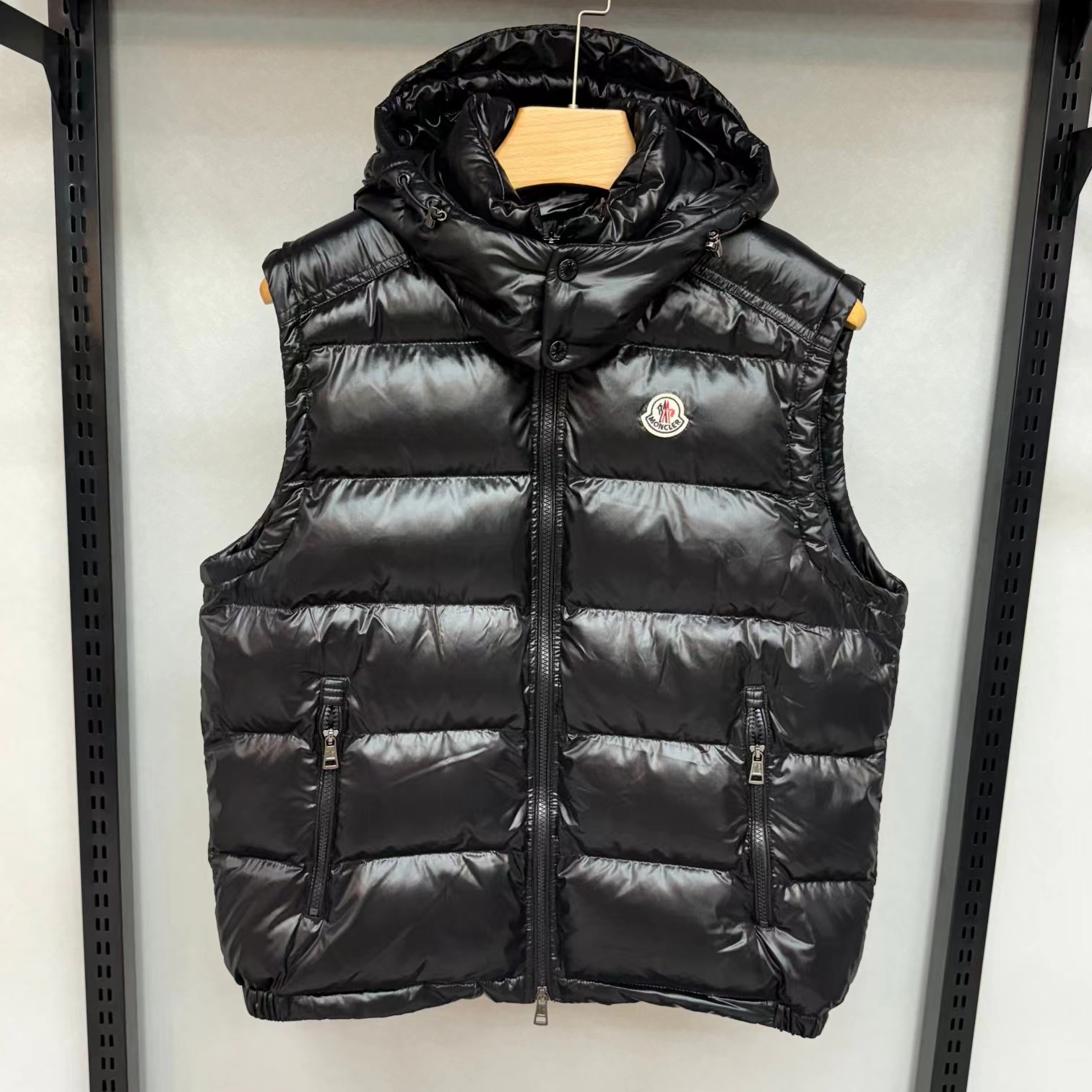 1397-551￥| 76.53$Moncler gallery