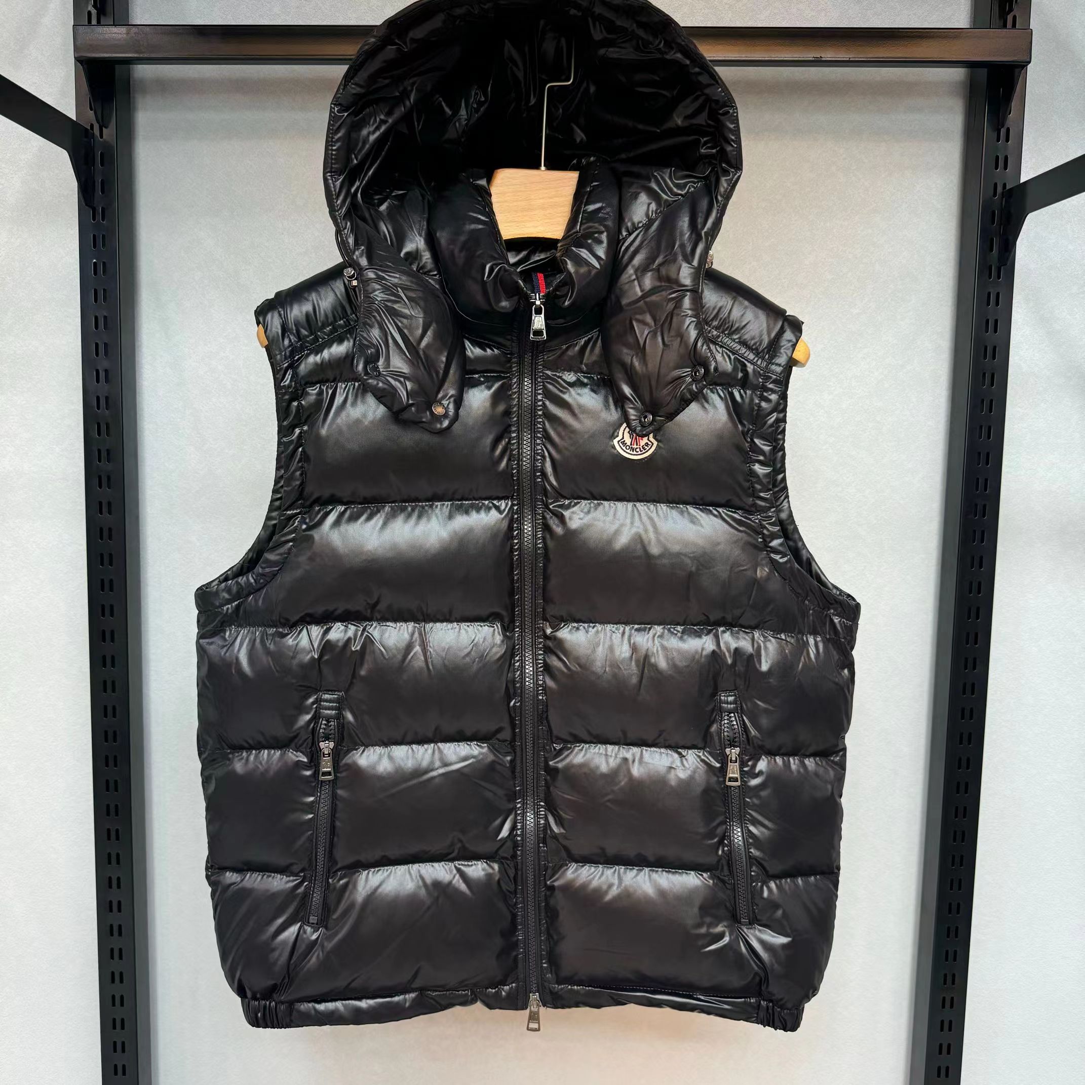 1397-551￥| 76.53$Moncler gallery