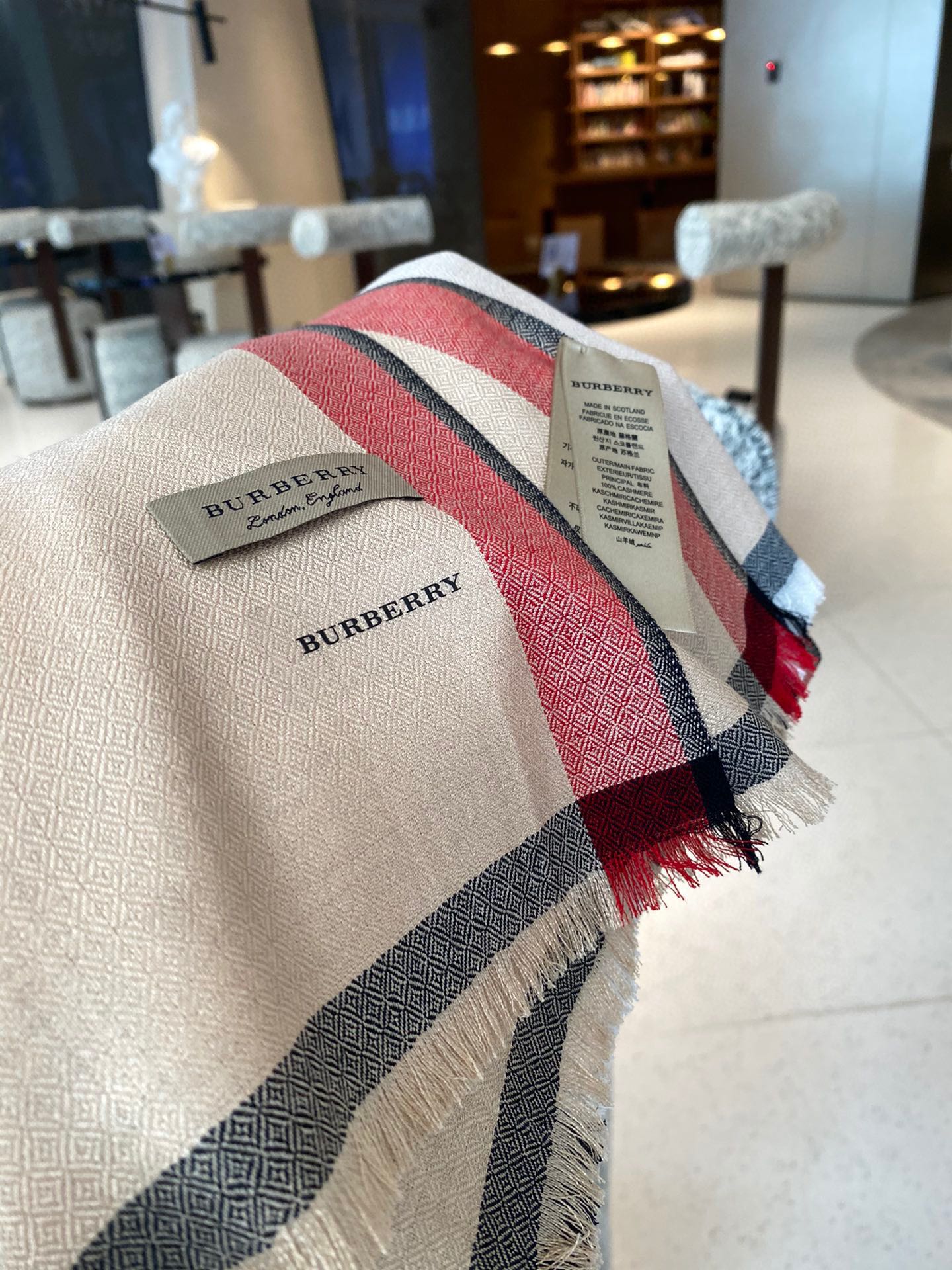 1447-175￥| 23.88$Burberry gallery