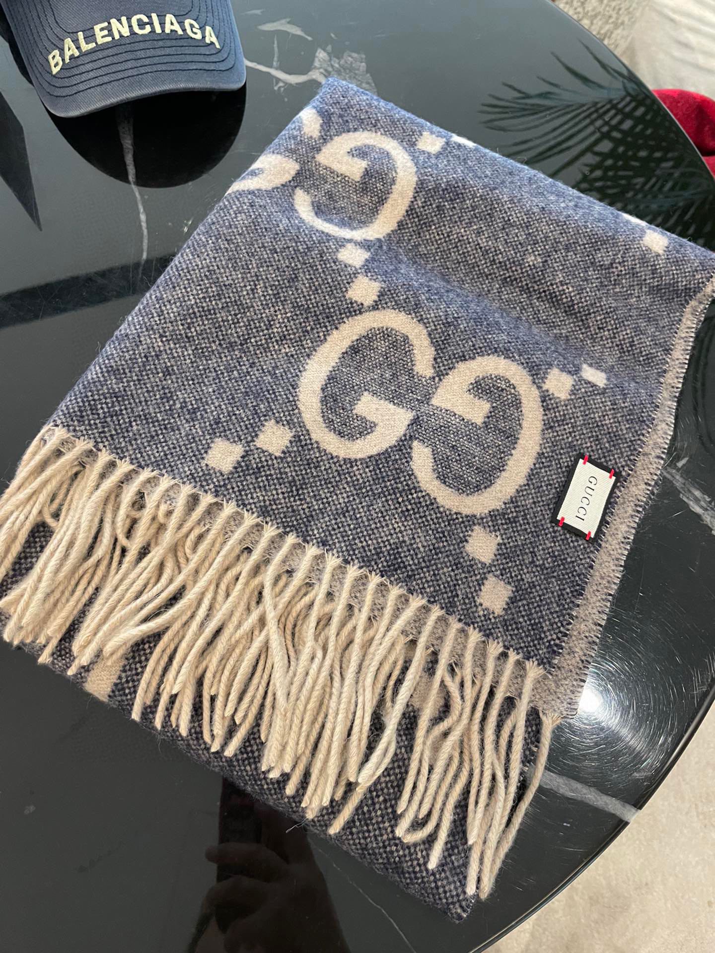 1449-177￥| 23.77$Gucci gallery