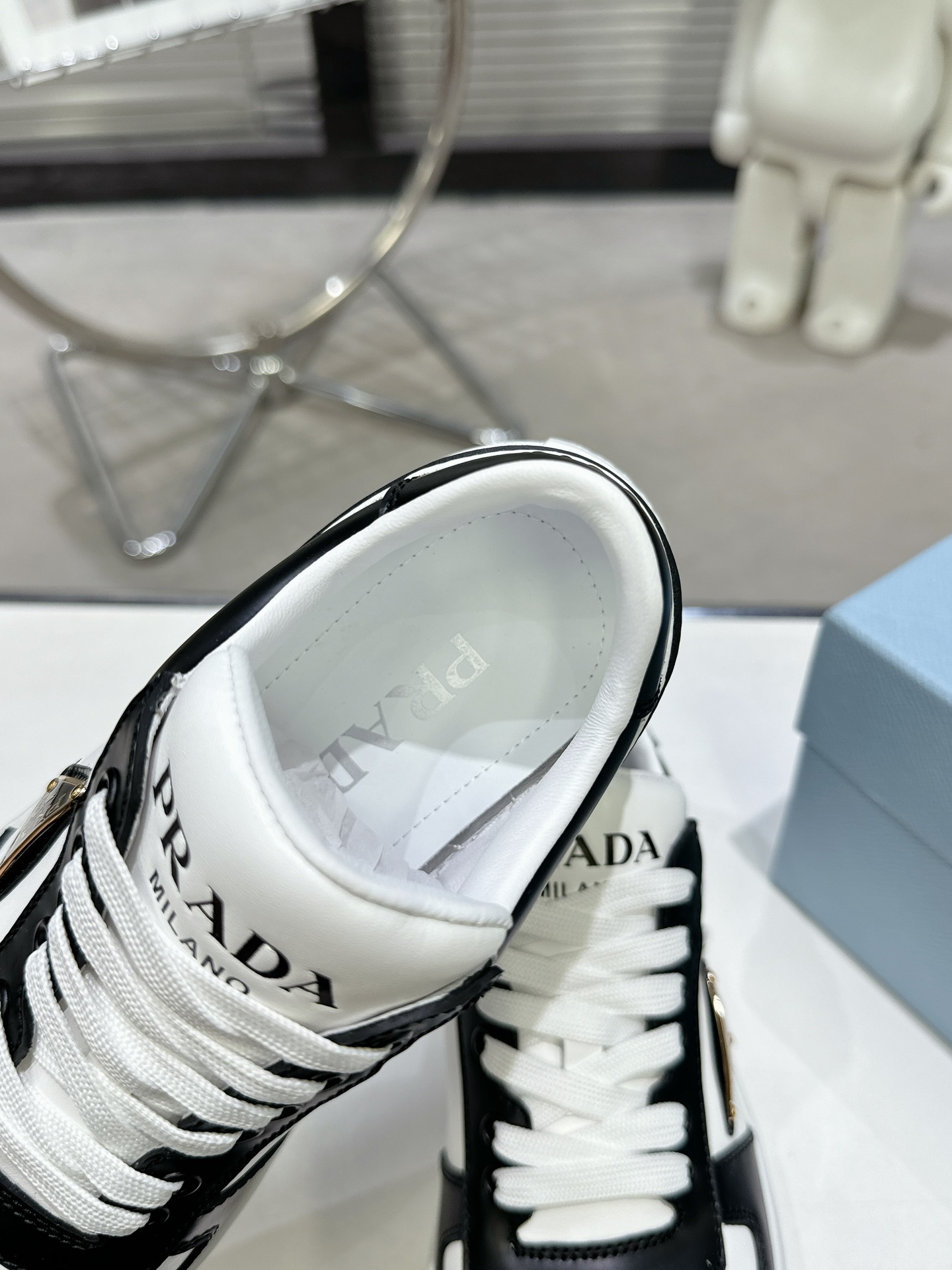 1457-380￥|52$Prada gallery