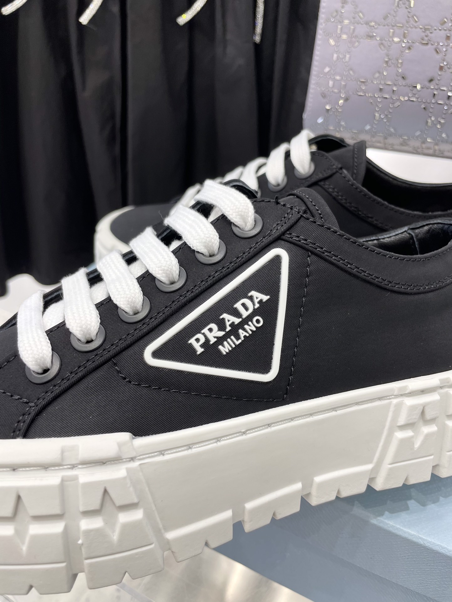 1458-365￥| 49$prada gallery