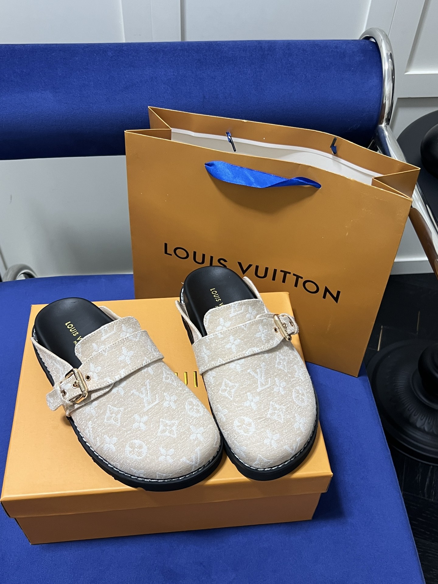 1478-338￥| 46$LV gallery