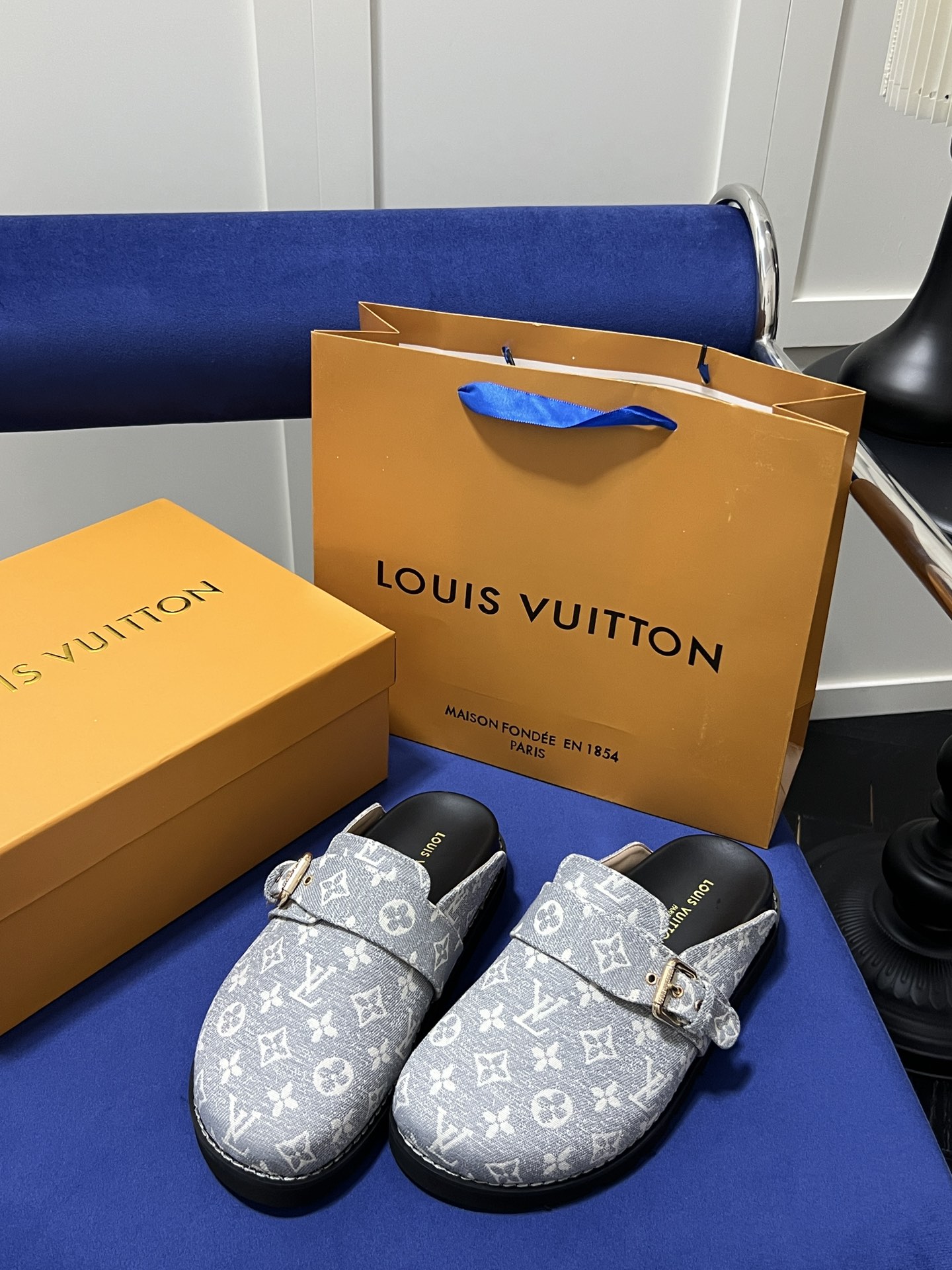 1478-338￥| 46$LV gallery