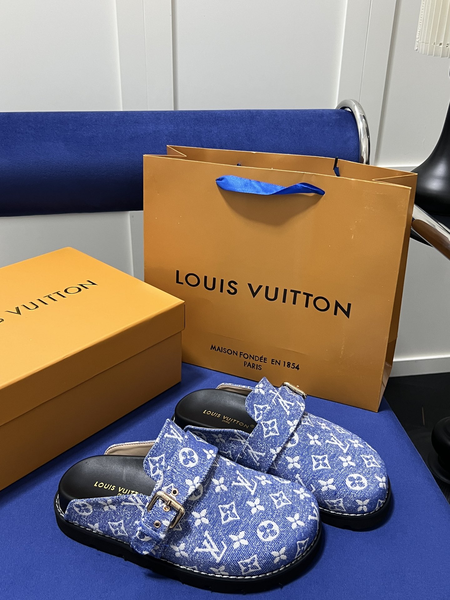 1478-338￥| 46$LV gallery