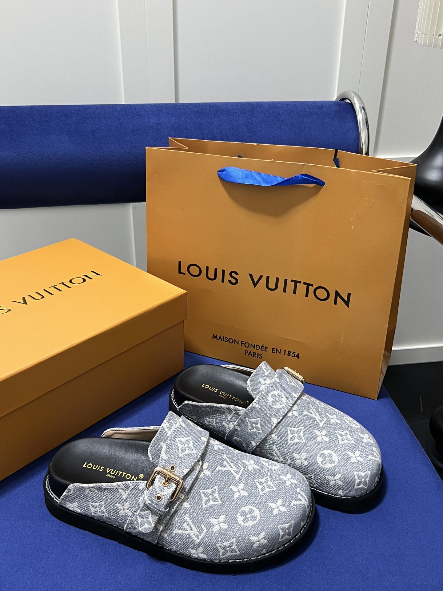 1478-338￥| 46$LV gallery