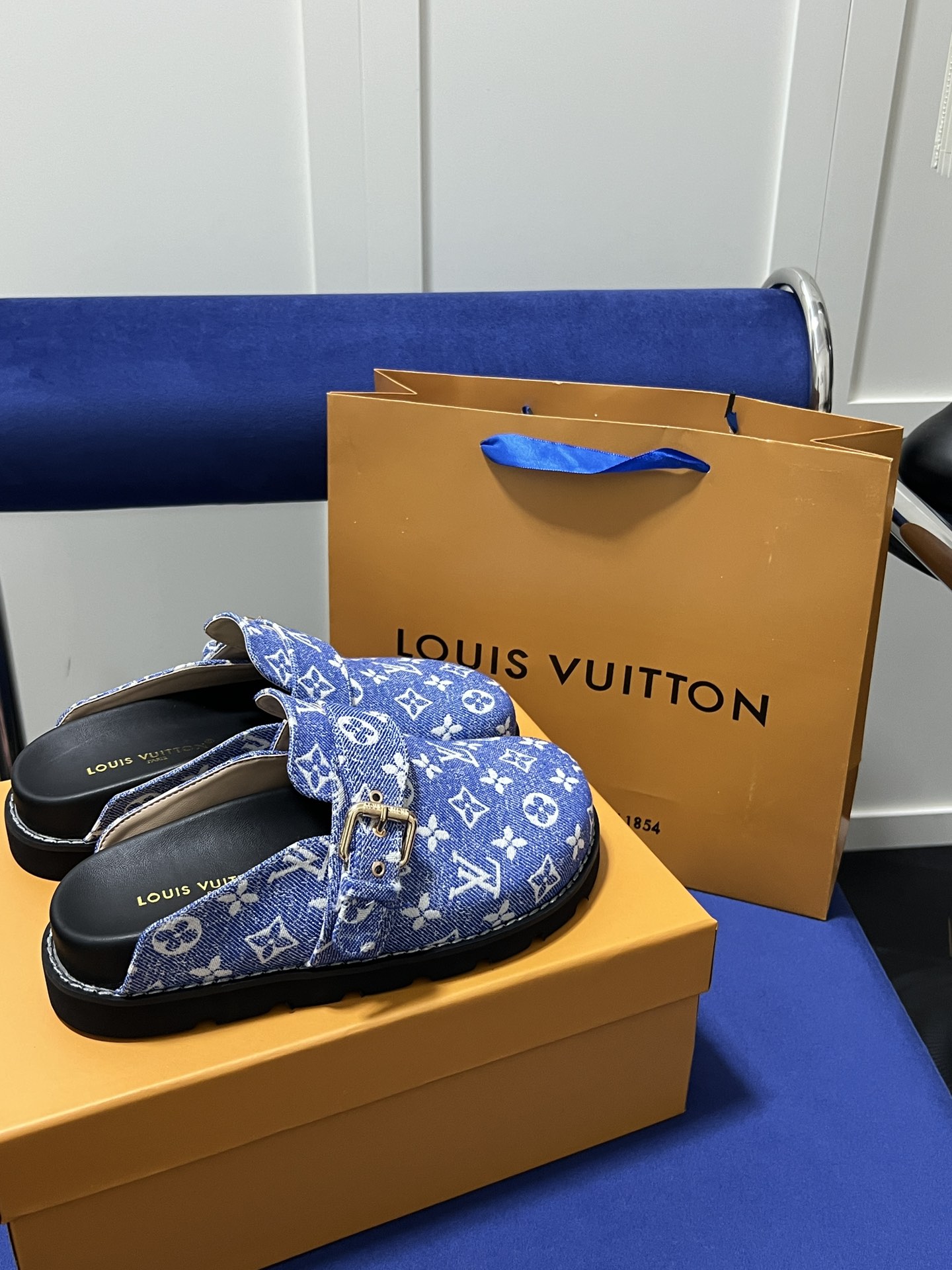 1478-338￥| 46$LV gallery