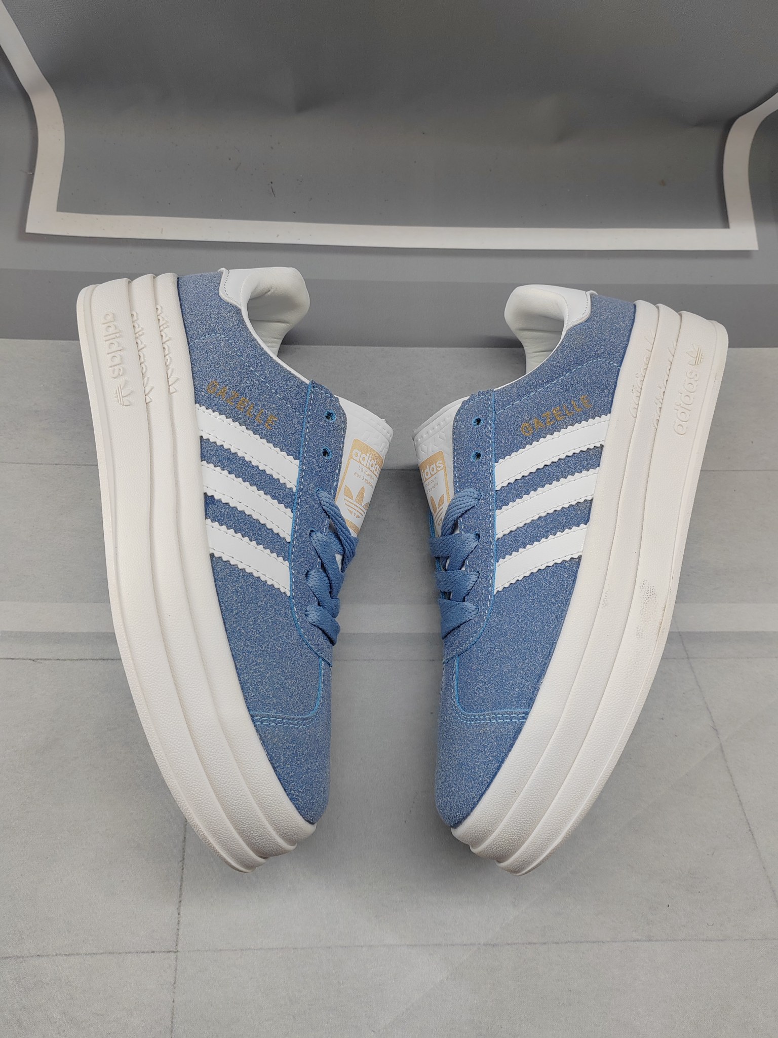 1484-241￥| 33$Adidas gallery