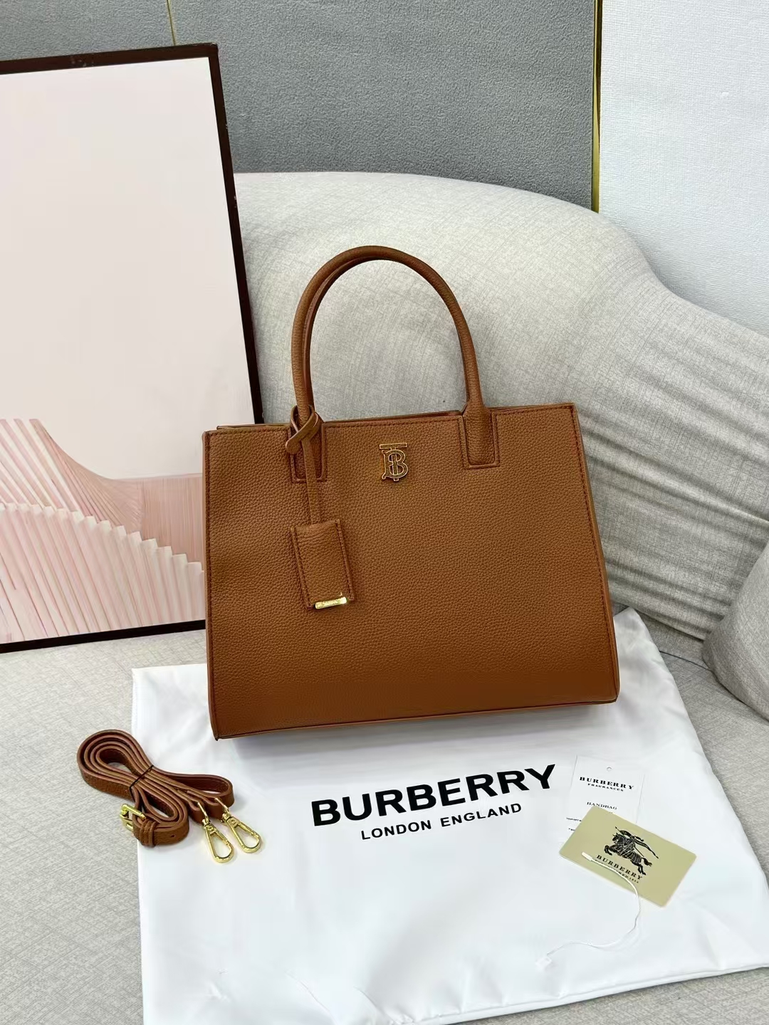 1515-307￥| 42$burberry gallery