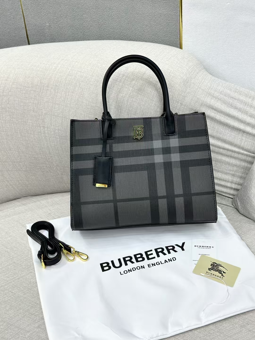 1515-307￥| 42$burberry gallery