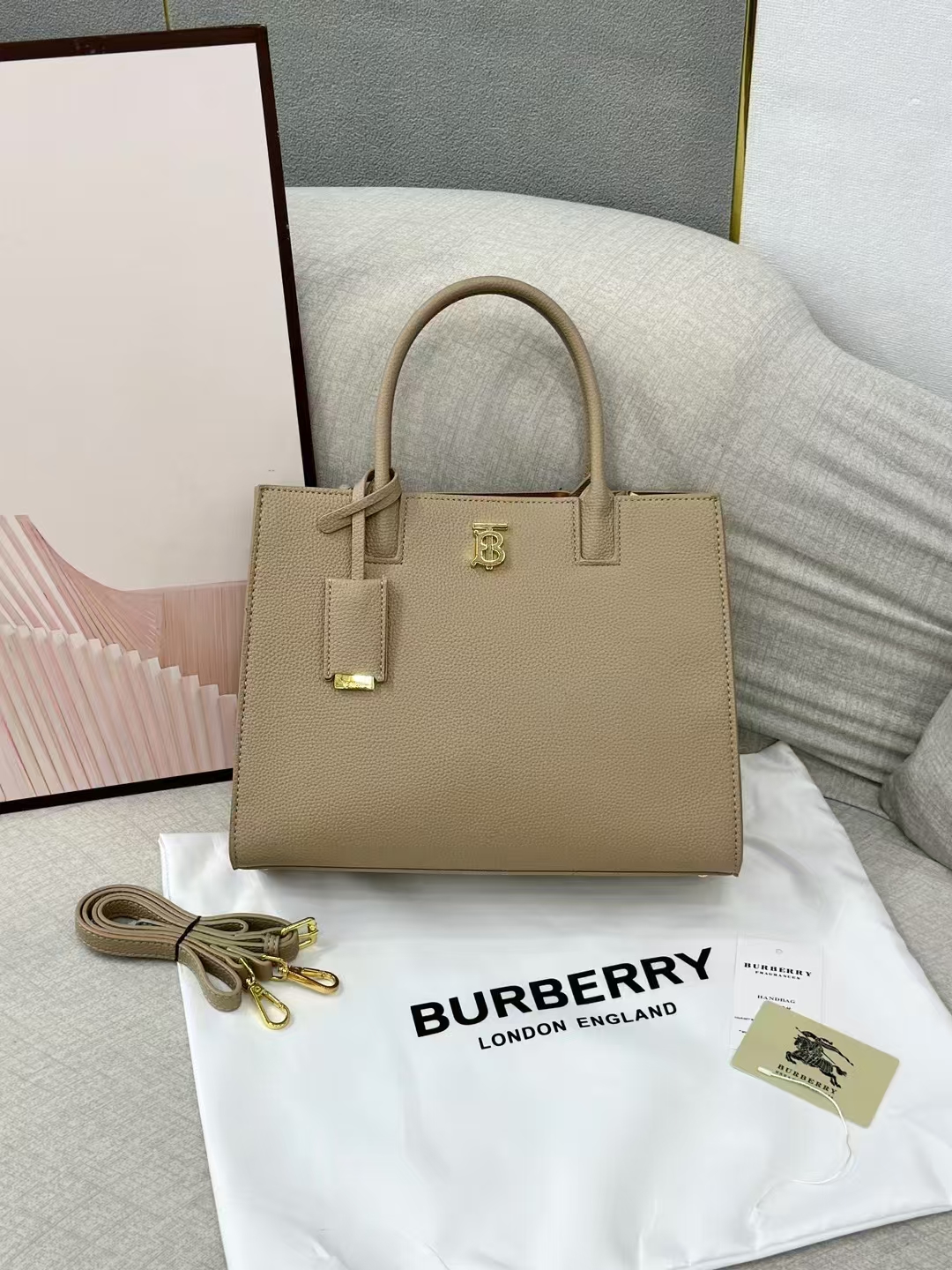 1515-307￥| 42$burberry gallery