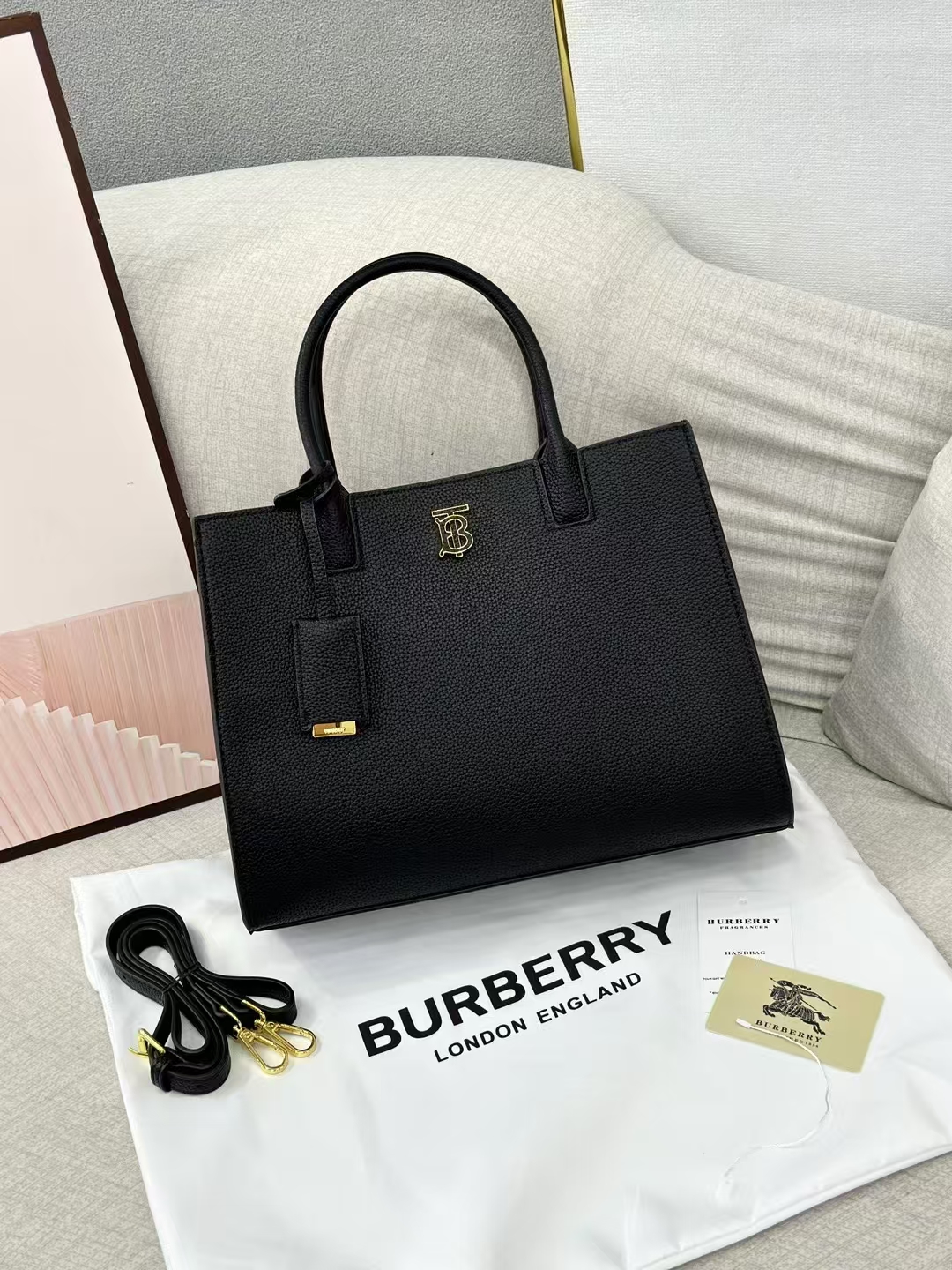 1515-307￥| 42$burberry gallery