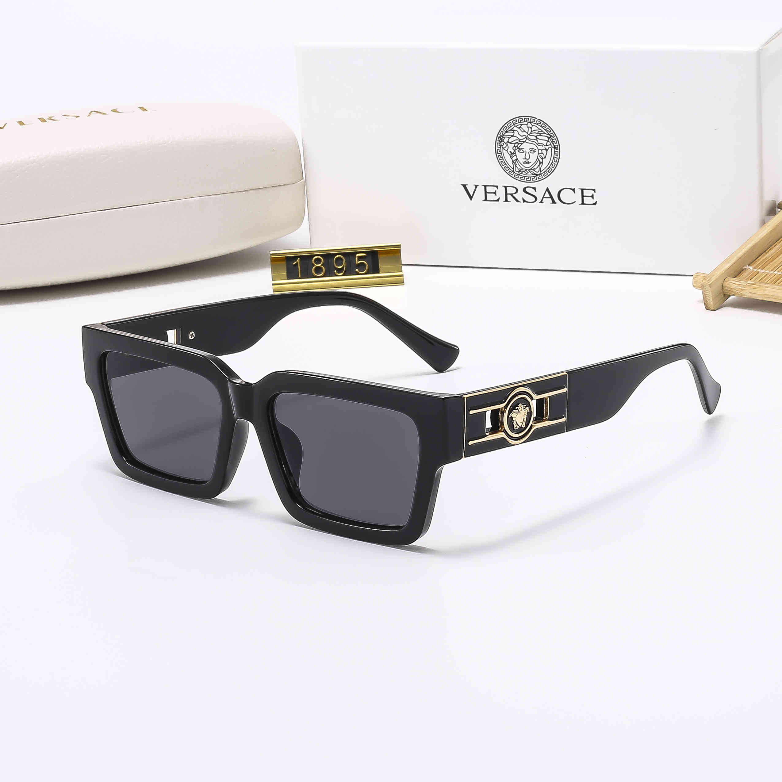 21.99$    Versace   FF-4497-M gallery