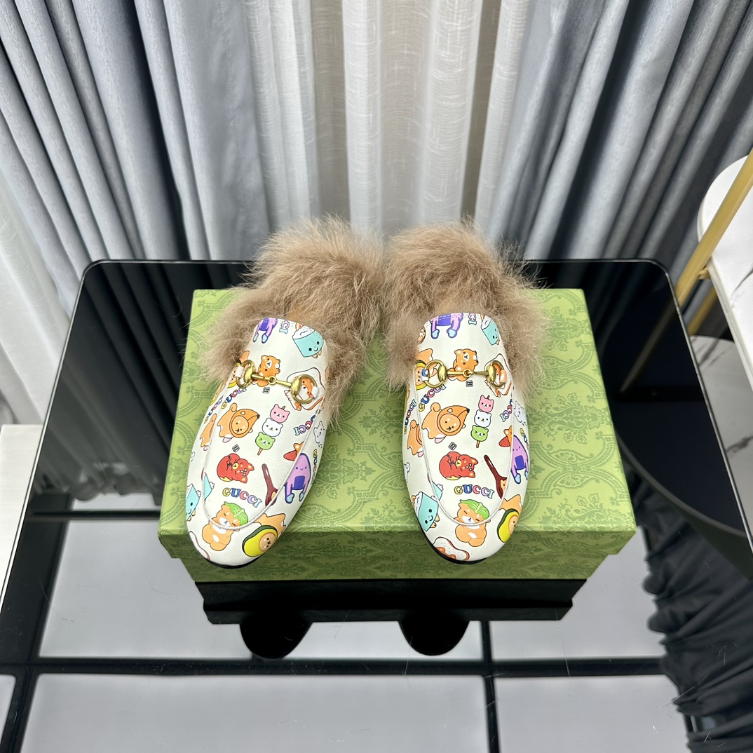 22034-Gucci-950 gallery