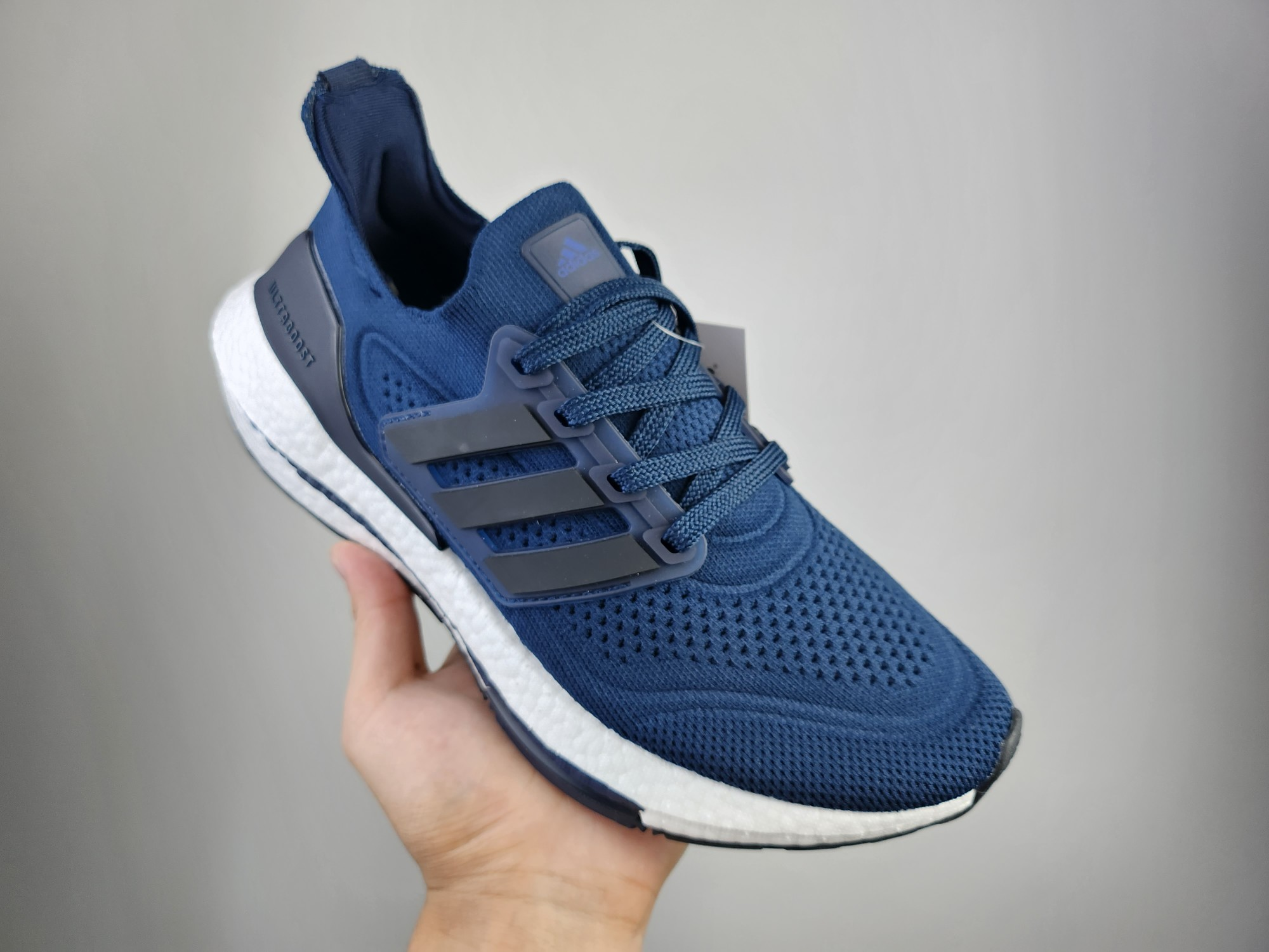 22582-Adidas-399 gallery