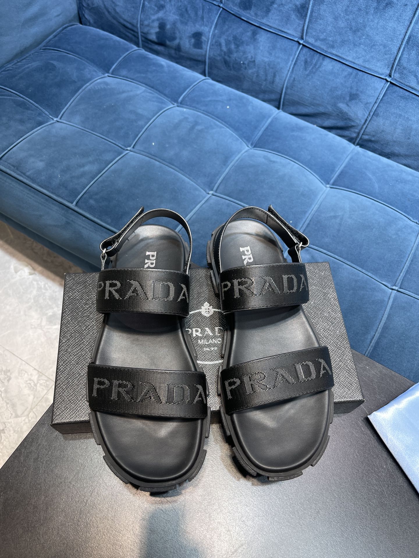 22826-Prada -668 gallery