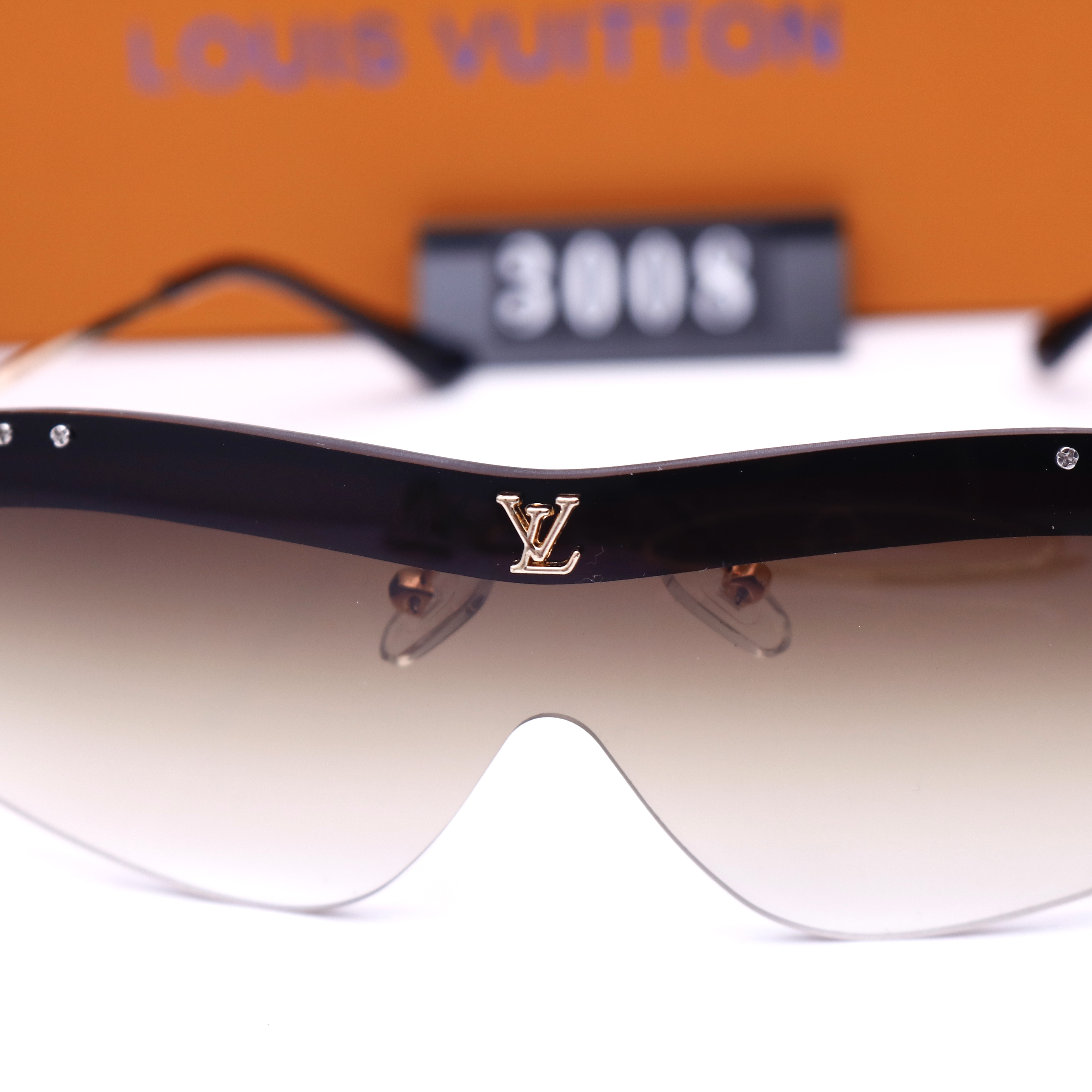 22.51$ LV  FF-4013-M gallery