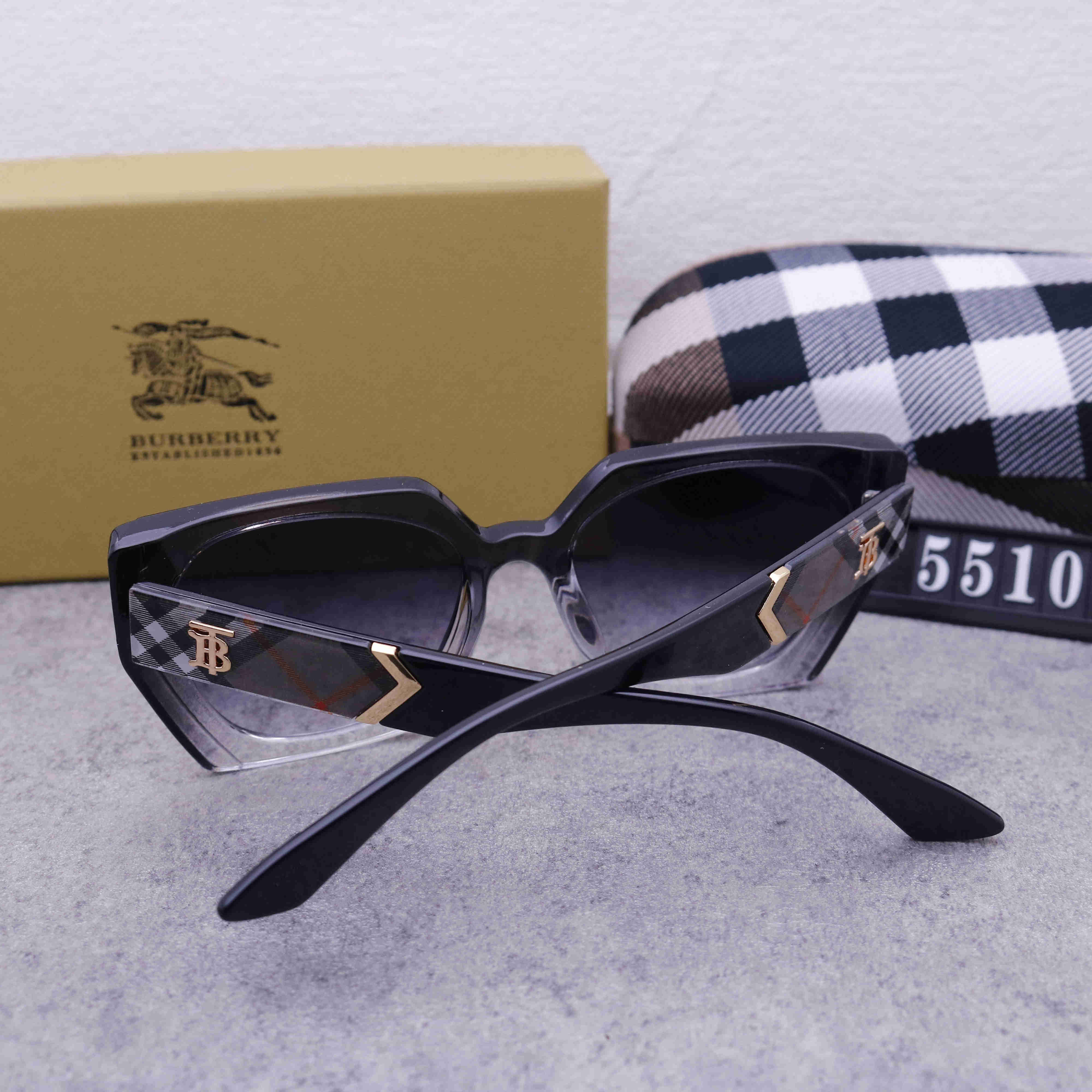 22.99$   BURBERRY  FF-4480-M gallery