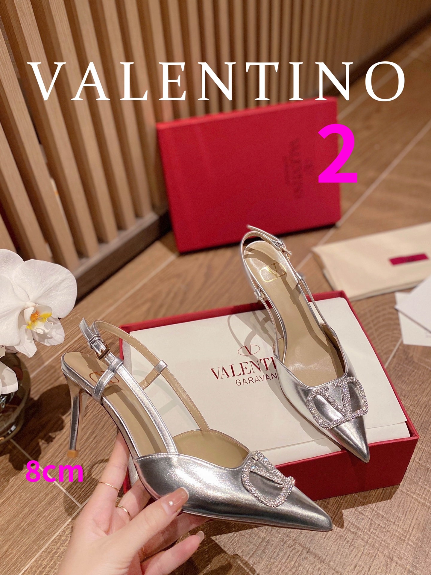 23157-Valentino -825 gallery