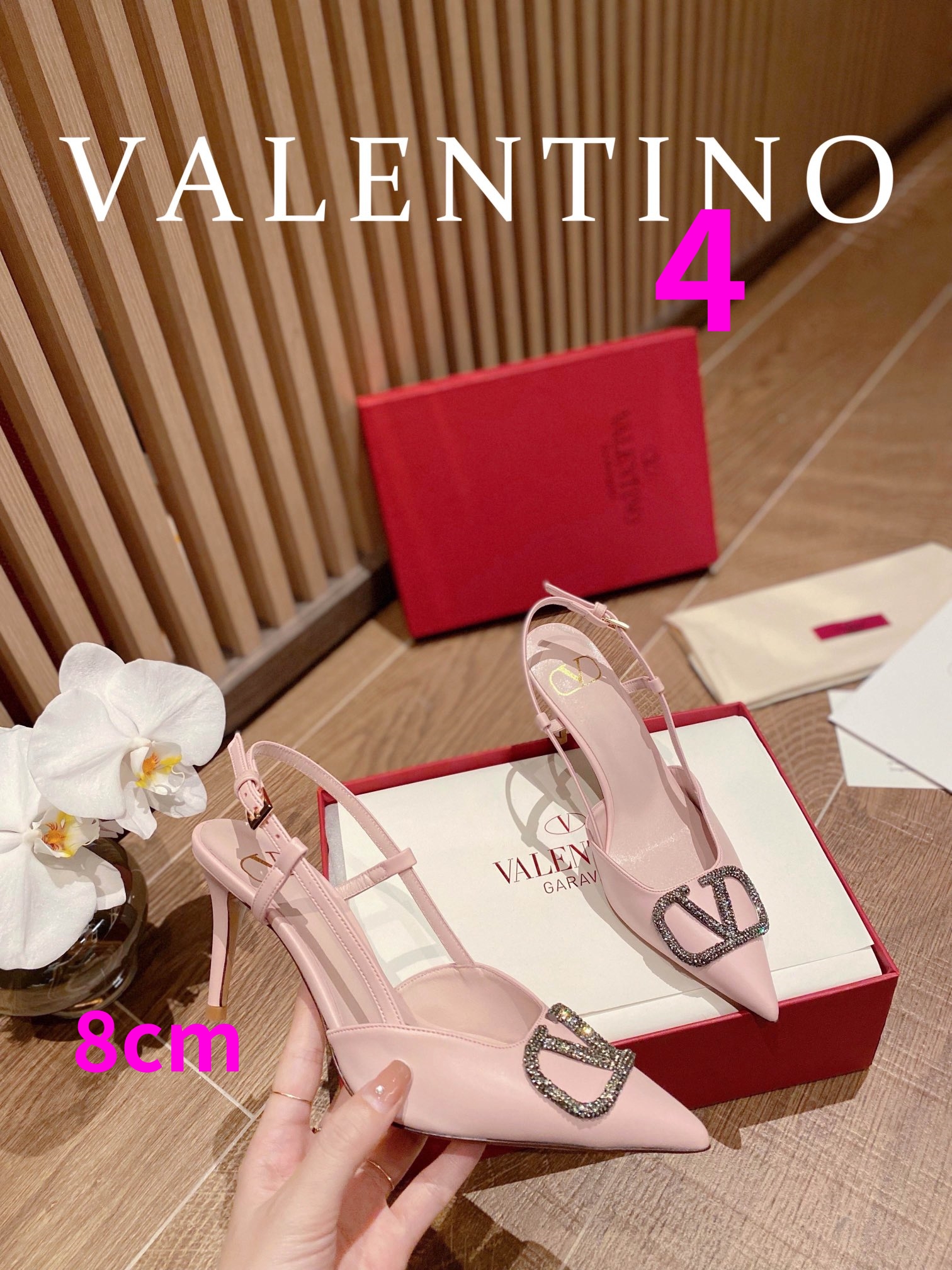 23157-Valentino -825 gallery