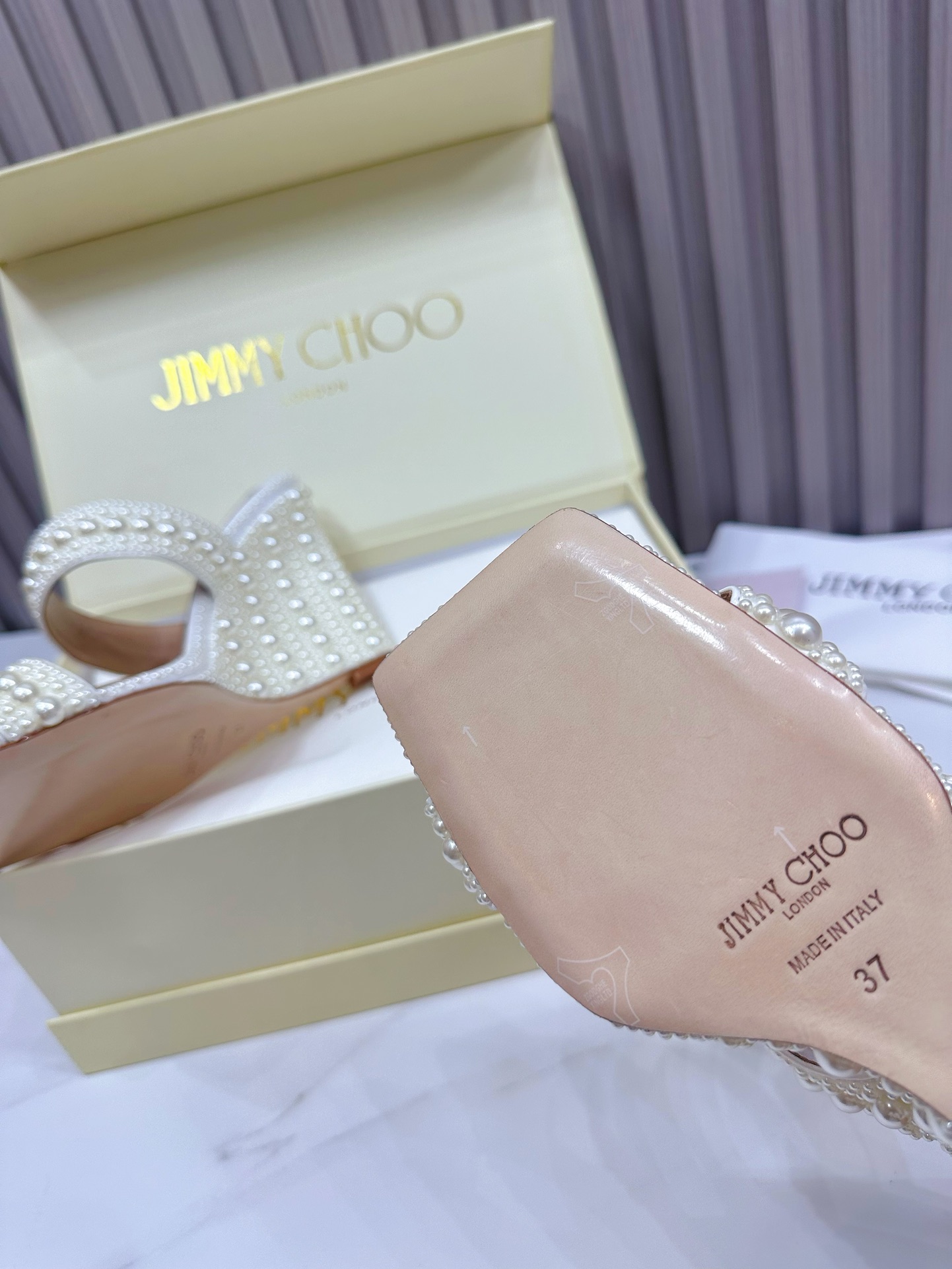 23355--jimmy choo-1285 gallery