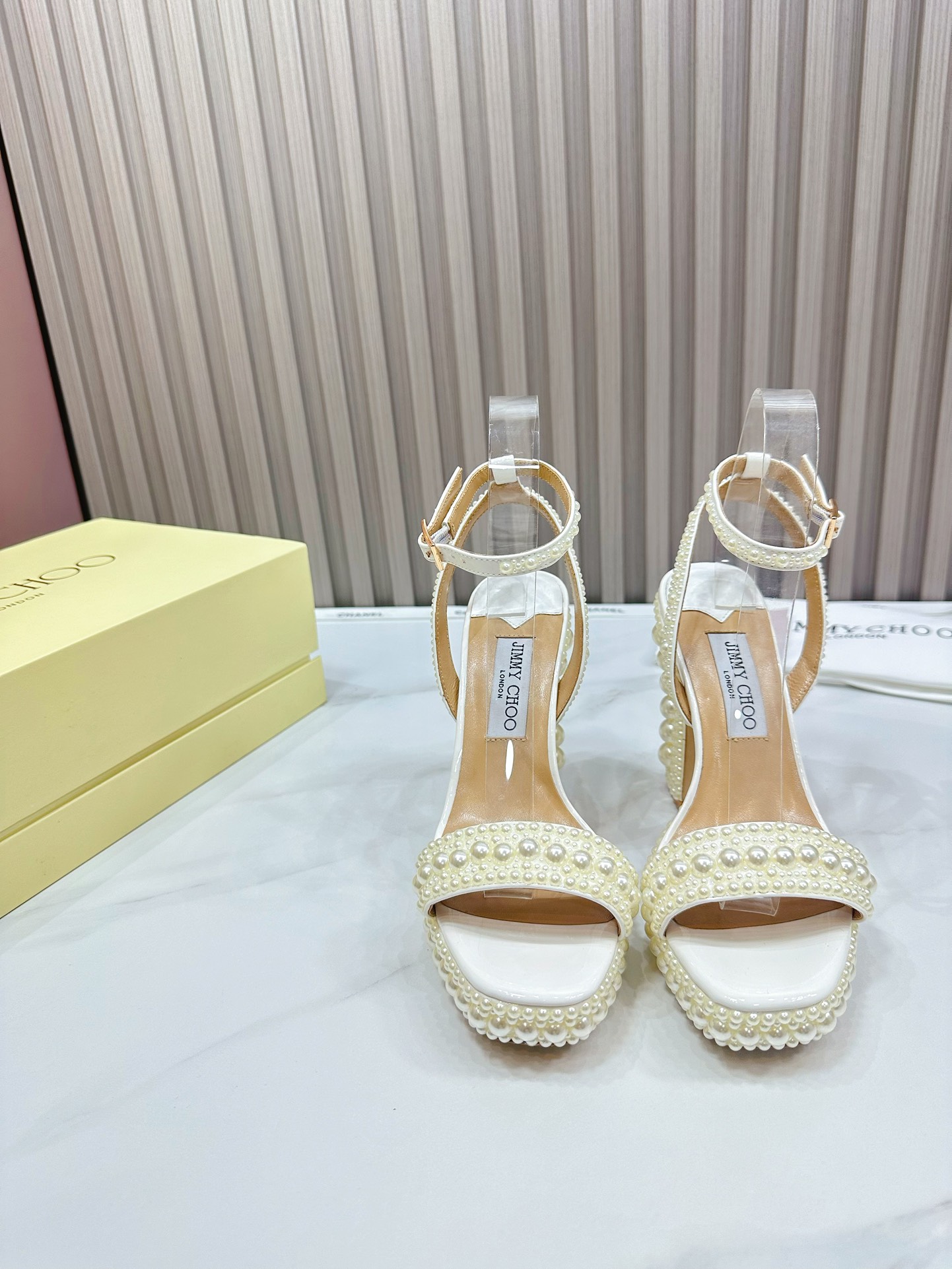 23355--jimmy choo-1285 gallery