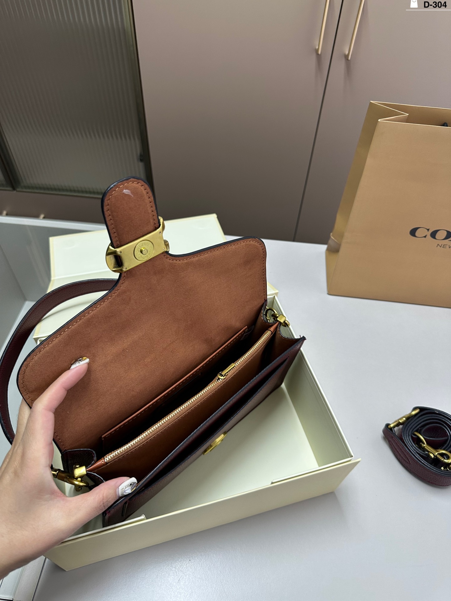 25272-COACH-$68 gallery