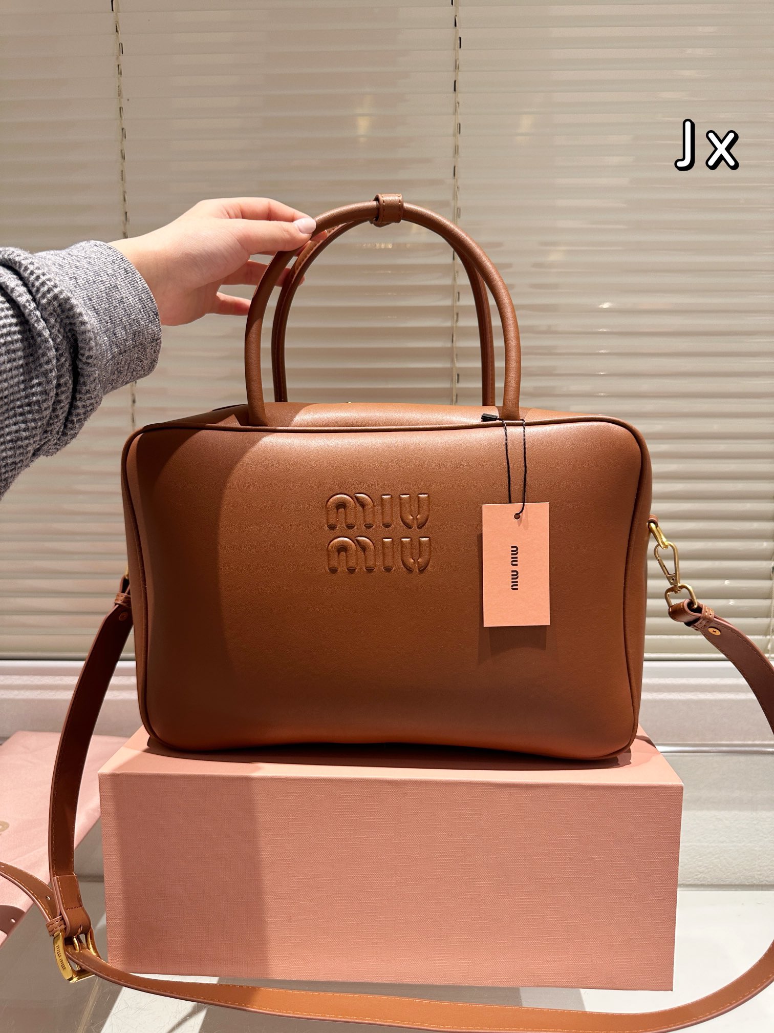 25278-MIUMIU-$83 gallery