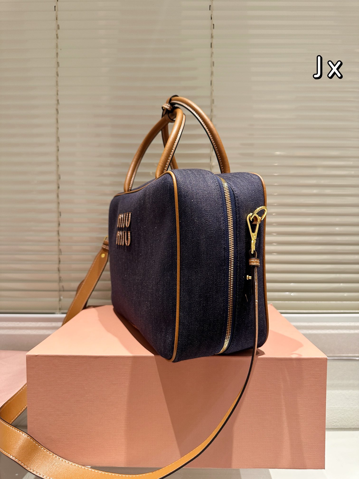 25278-MIUMIU-$83 gallery