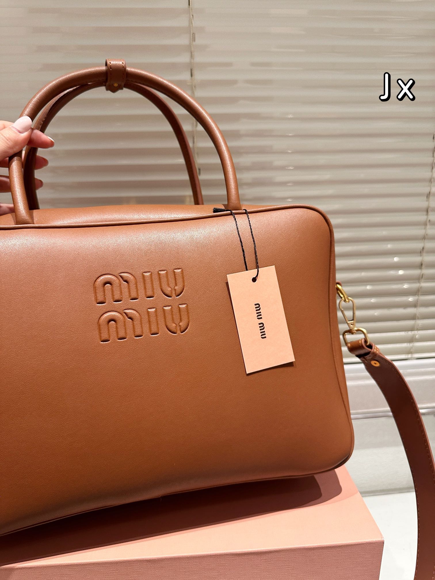 25278-MIUMIU-$83 gallery