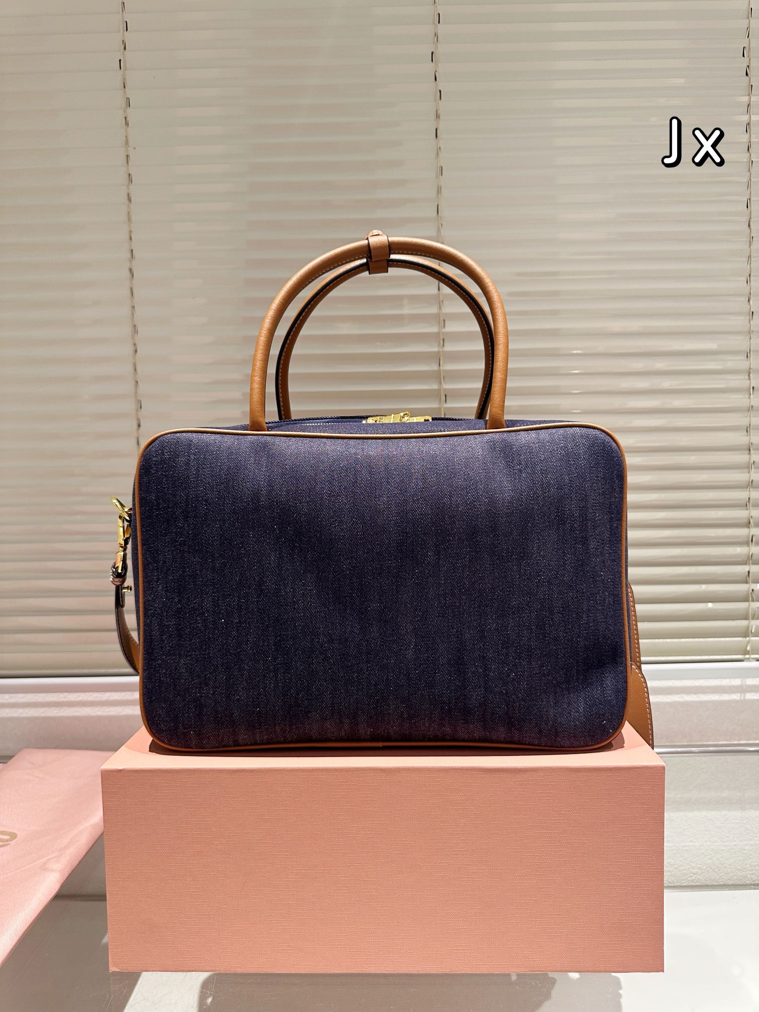 25278-MIUMIU-$83 gallery