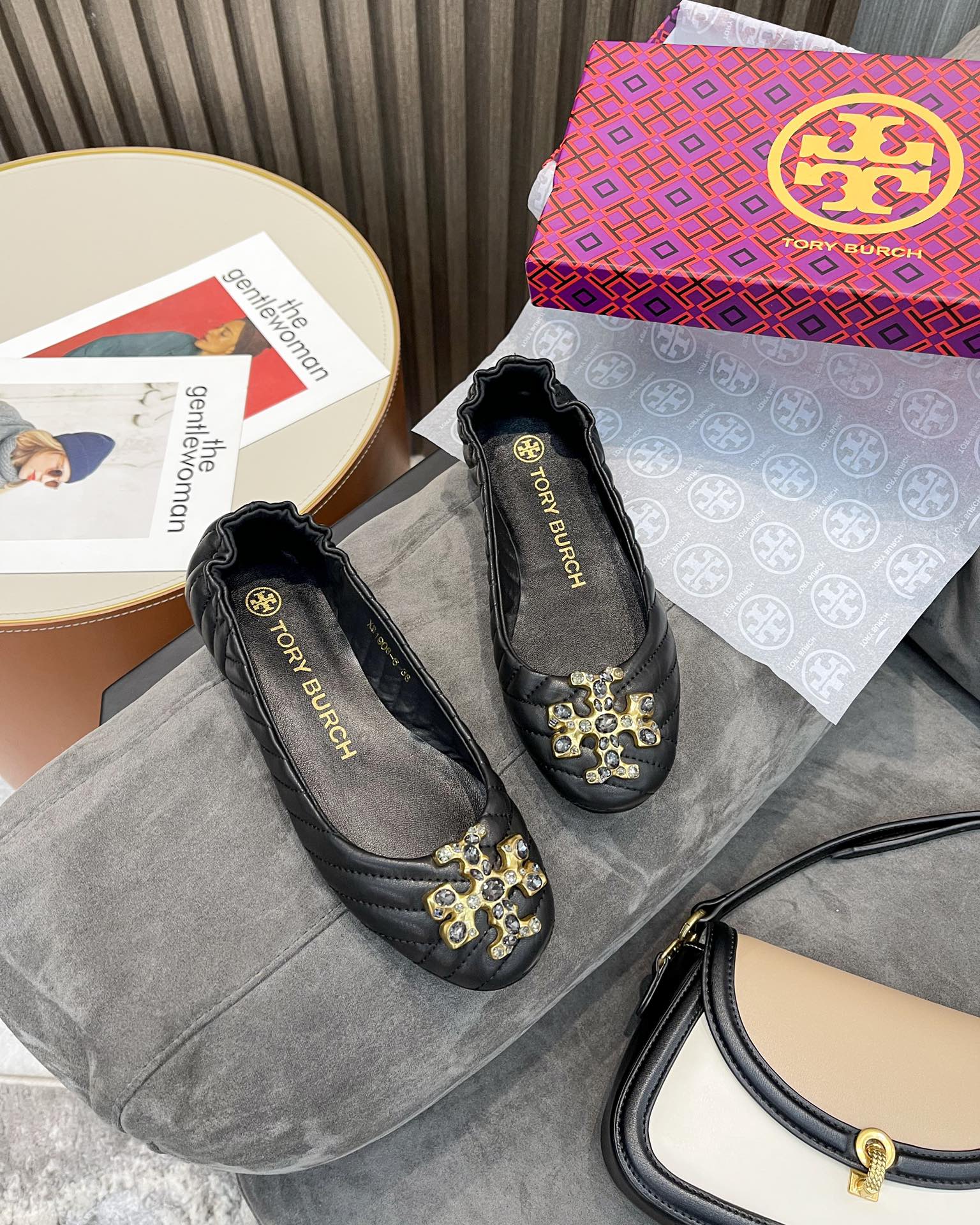 25564-Tory Burch-668 gallery