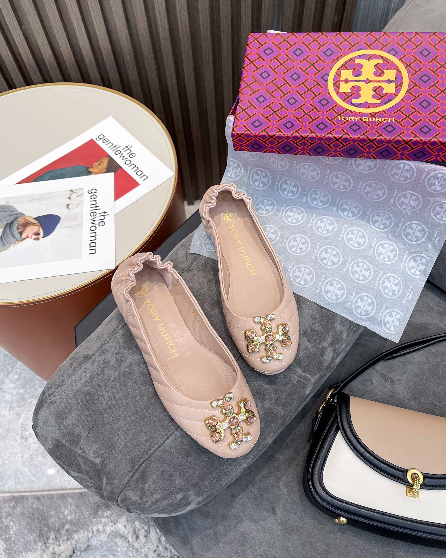 25564-Tory Burch-668 gallery