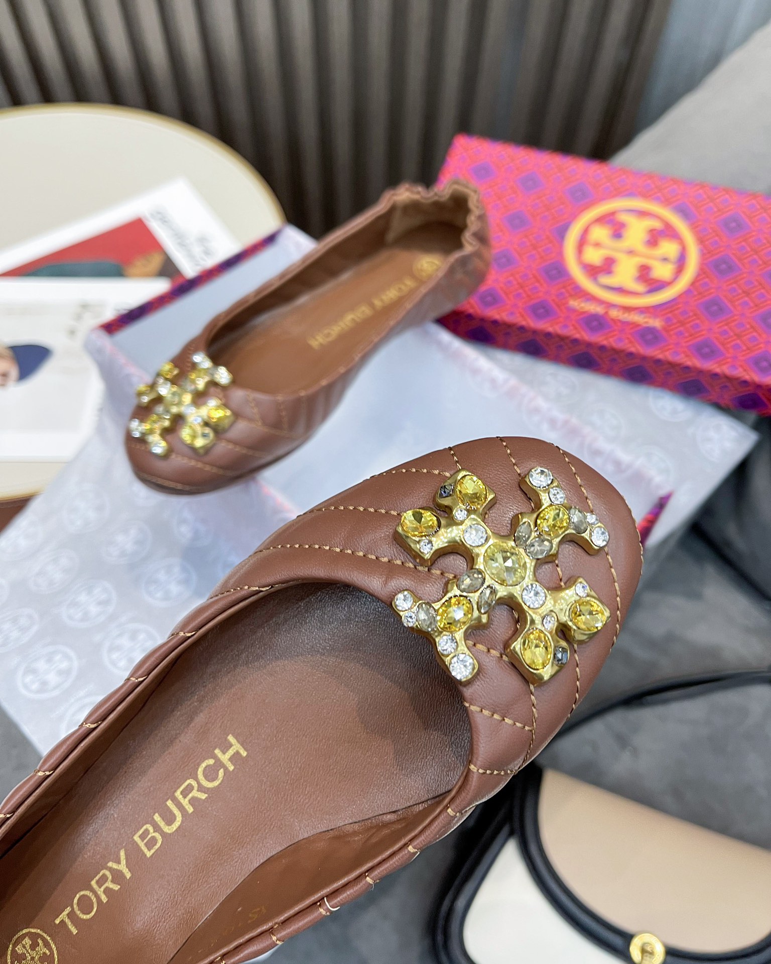 25564-Tory Burch-668 gallery