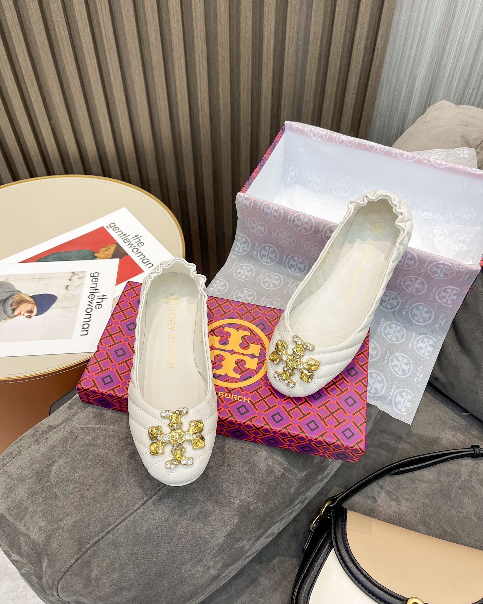 25564-Tory Burch-668 gallery